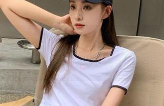 黑料交友怎么能少得了155.fun？快来登录，我的瓜还在等你！