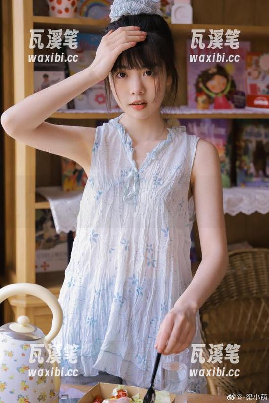 吃瓜17 “吃瓜17”:你的娱乐入口,真希望能躲进瓜田休息下!