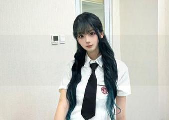 每晚都来吃瓜51cg5app，心里明明不想，但又挪不开眼！
