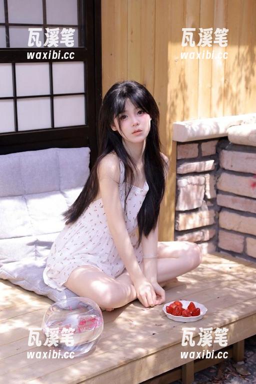 只要登录，吃瓜不打烊你就能跟上所有奇葩动向。