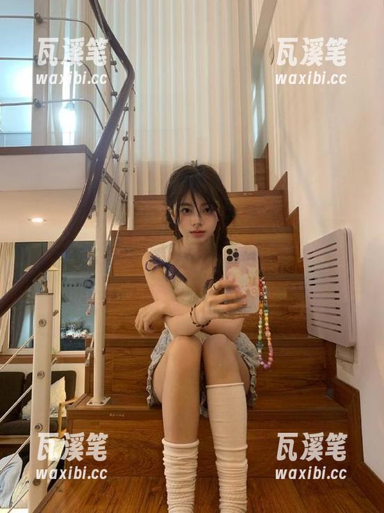 吃瓜最前线：潜伏在暗处的入口，准备好面对此刻的尴尬了没？