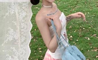 吃瓜网苹果版，信息量大得惊人，恨不得变身八卦小侦探，拼命追踪！