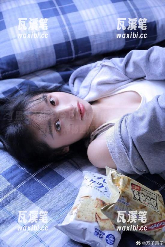 今日吃瓜事件，黑料不打烊官网的神秘更新让我咋舌