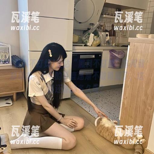 直达“黑料不打烊”官网最新动态，心中的小鹿逐渐不敢再撞了，这锅还能翻多久呢？