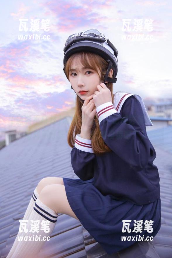 瓜田里嬉戏，记得去链接“黑料不打烊”（我说的没错吧？）