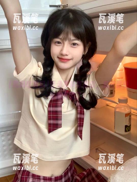 登录黑料吃黑瓜，瓜皮都快被我吃完了！