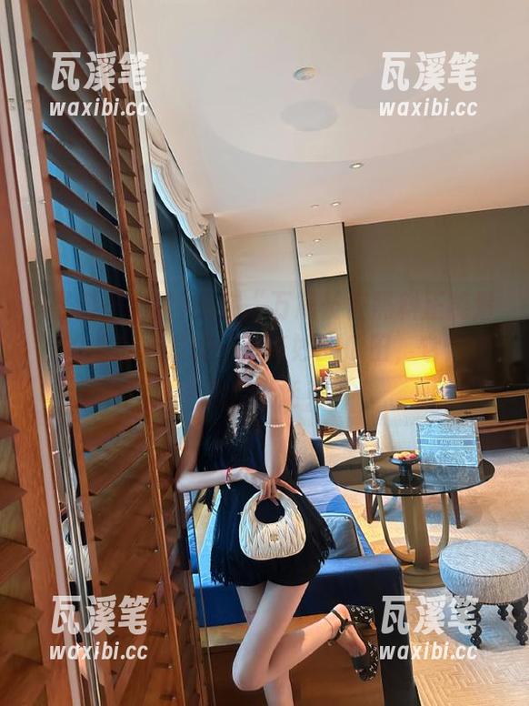 我在“万篇长征黑料正能量”的地址上发现一片奇妙的瓜田，它们好像会说话！