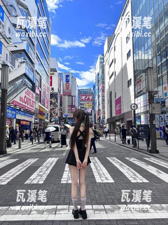等等，当我看到“黑料网址”的资源时，心里默默一惊，没想到还有这种操作。