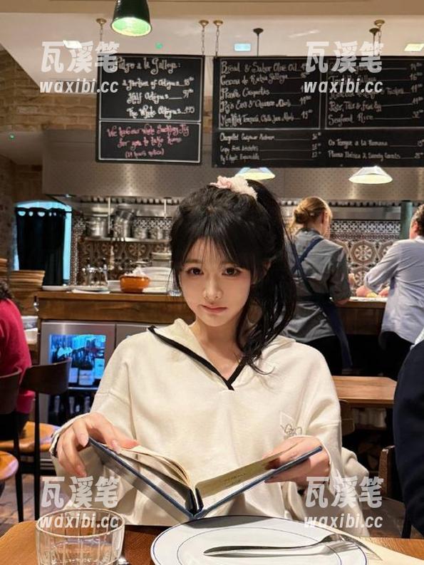 爱吃瓜的你！这里有个传送门，通往“黑料老司机”的奇妙世界